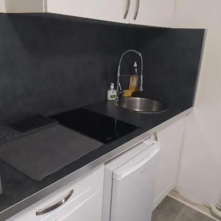 아파트 Apartement 1 Mn To The Beach *